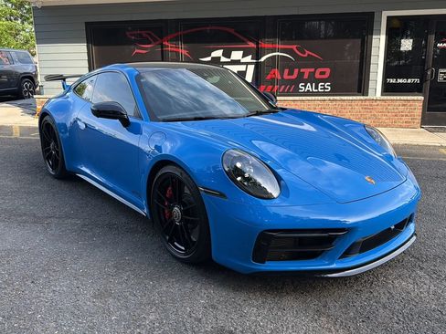 Used 2023 Porsche 911 Carrera 4 GTS AWD/4WD image 3