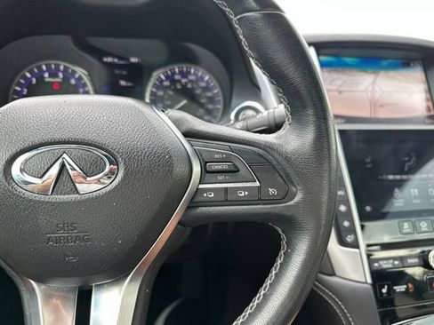 Used 2018 INFINITI Q60 3.0t Luxe w/ Sensory Package 3.0T Luxe RWD image 17