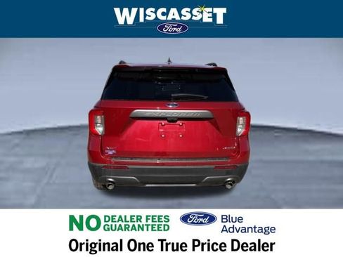Used 2023 Ford Explorer XLT w/ Equipment Group 202A image 27