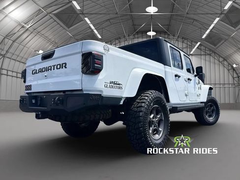 Used 2021 Jeep Gladiator Sport AWD/4WD image 2