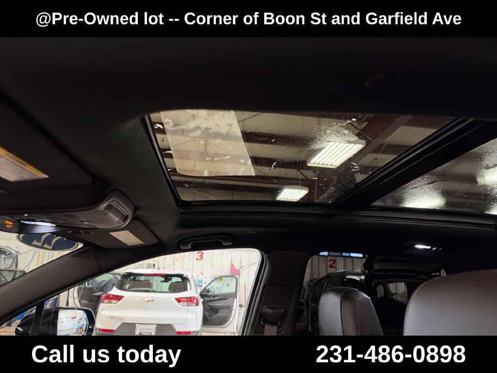 Used 2022 Cadillac XT5 Premium Luxury AWD/4WD image 13