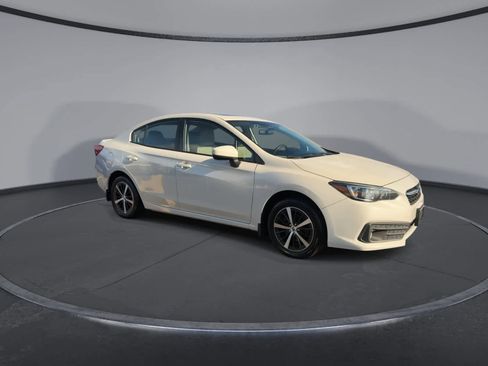 Used 2020 Subaru Impreza Premium image 2