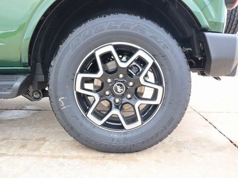 New 2025 Ford Bronco Outer Banks AWD/4WD image 3