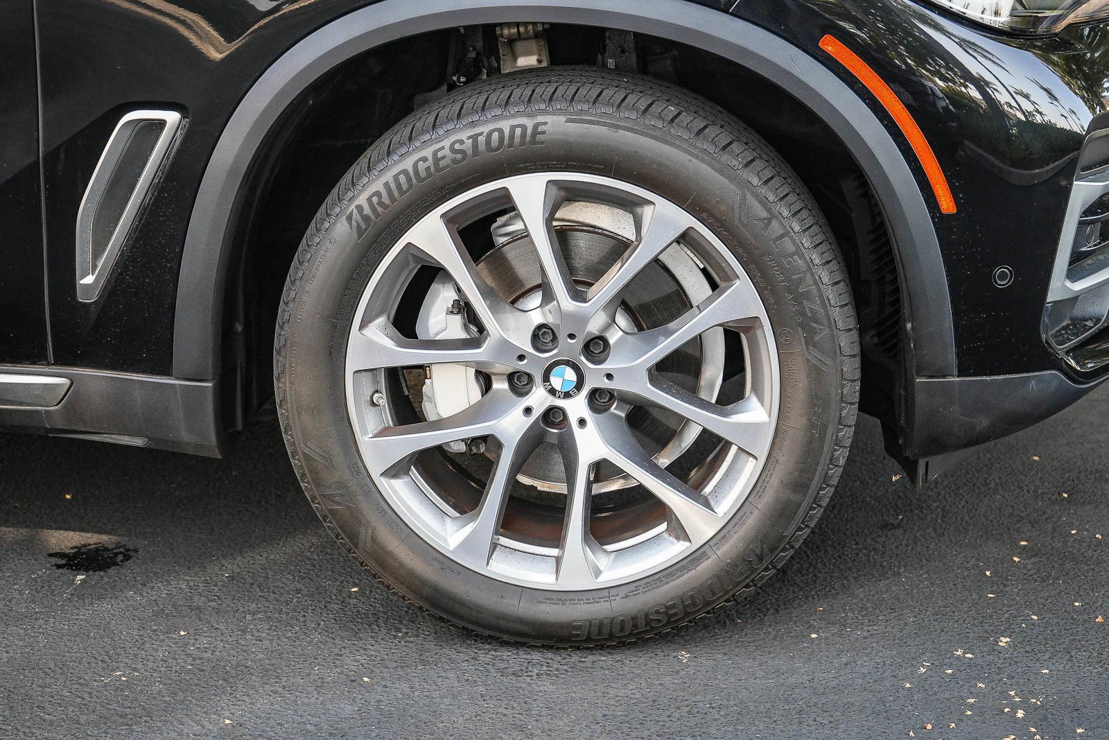 Used 2023 BMW X5 sDrive40i w/ Climate Comfort Package RWD image 9