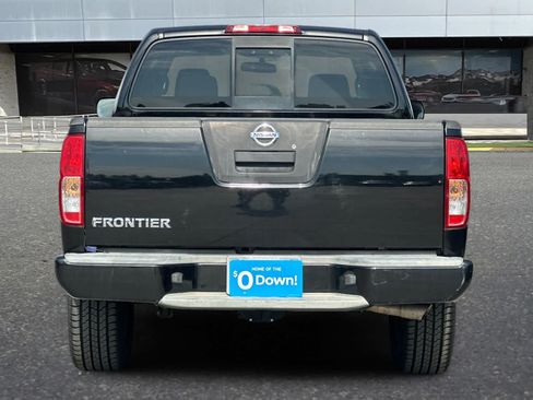 Used 2012 Nissan Frontier SV w/ Sport Appearance Pkg RWD image 8
