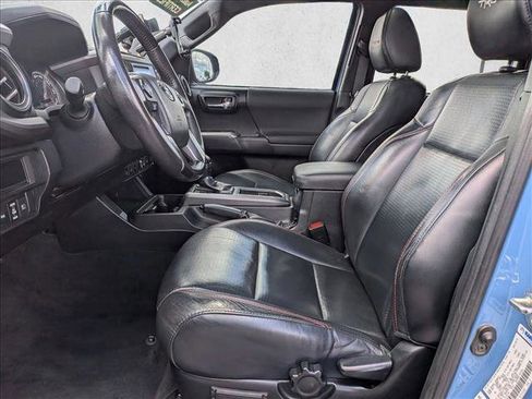 Used 2018 Toyota Tacoma TRD Pro AWD/4WD image 19