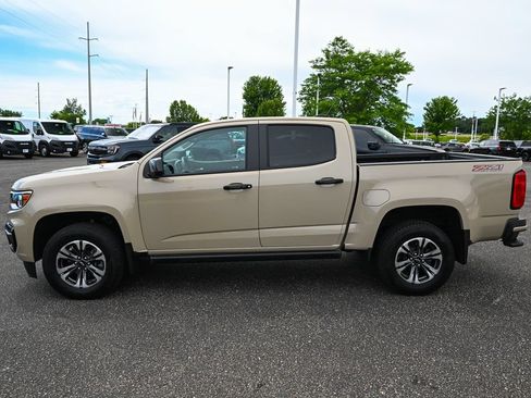 Used 2021 Chevrolet Colorado Z71 AWD/4WD image 8