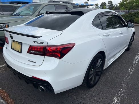 Used 2018 Acura TLX V6 w/ Technology & A-SPEC Pkg AWD/4WD image 4