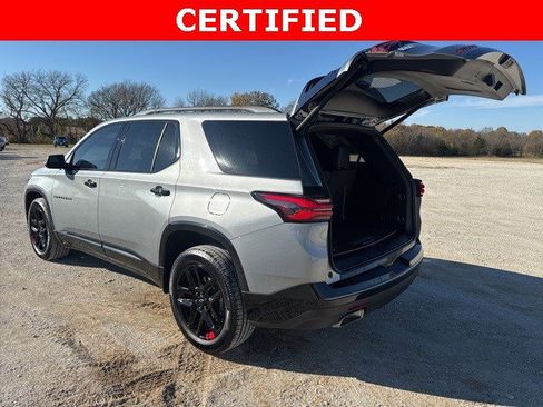 Used 2023 Chevrolet Traverse Premier w/ Redline Edition image 4