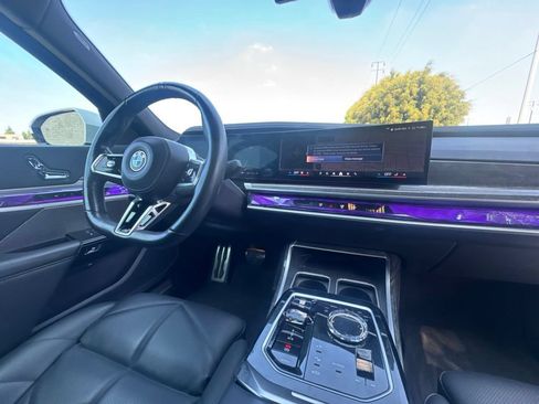 Used 2023 BMW 740i w/ Parking Assistance Package RWD image 20