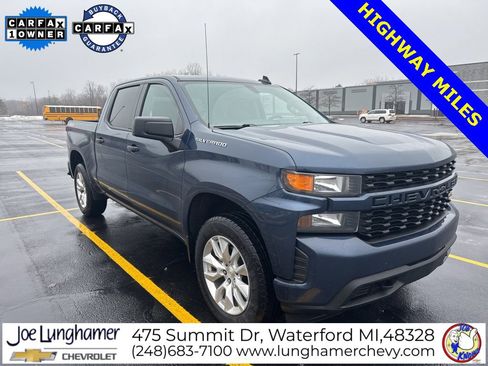Used 2021 Chevrolet Silverado 1500 Custom image 2