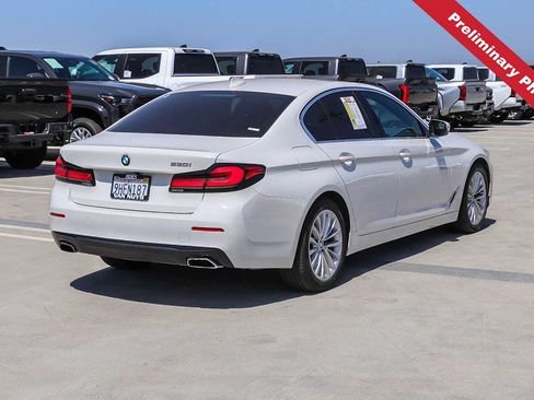 Used 2021 BMW 530i w/ Convenience Package RWD image 6