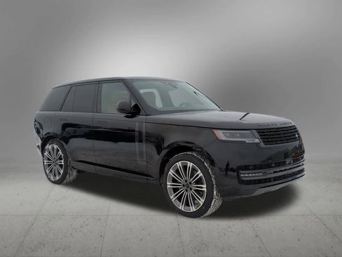 New 2026 Land Rover Range Rover SE image 8