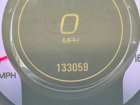 Used 2012 Cadillac SRX Luxury image 8