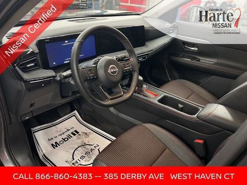 Certified 2025 Nissan Kicks SR image 23