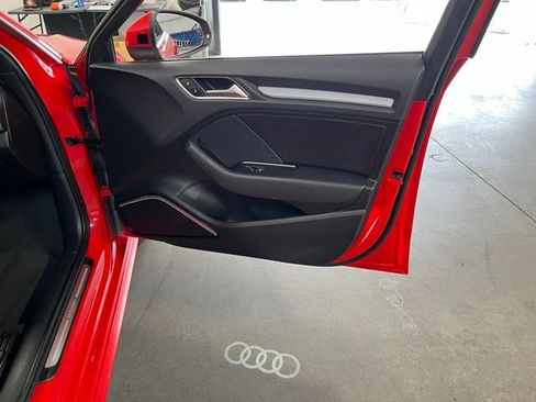 Used 2016 Audi A3 e-tron Prestige FWD image 12