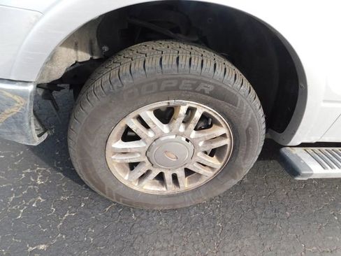 Used 2012 Ford F150 Lariat image 4