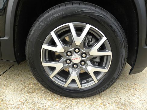 Used 2023 GMC Acadia SLT AWD/4WD image 20