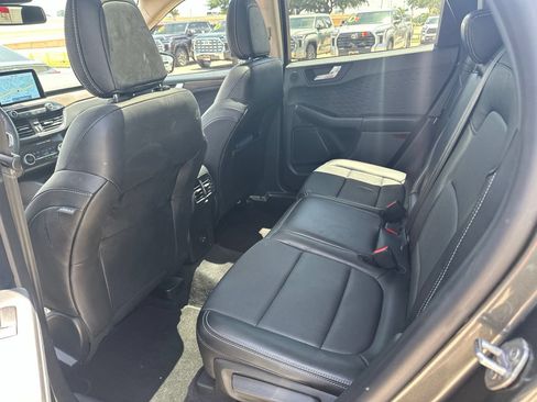 Used 2020 Ford Escape Titanium AWD/4WD image 7