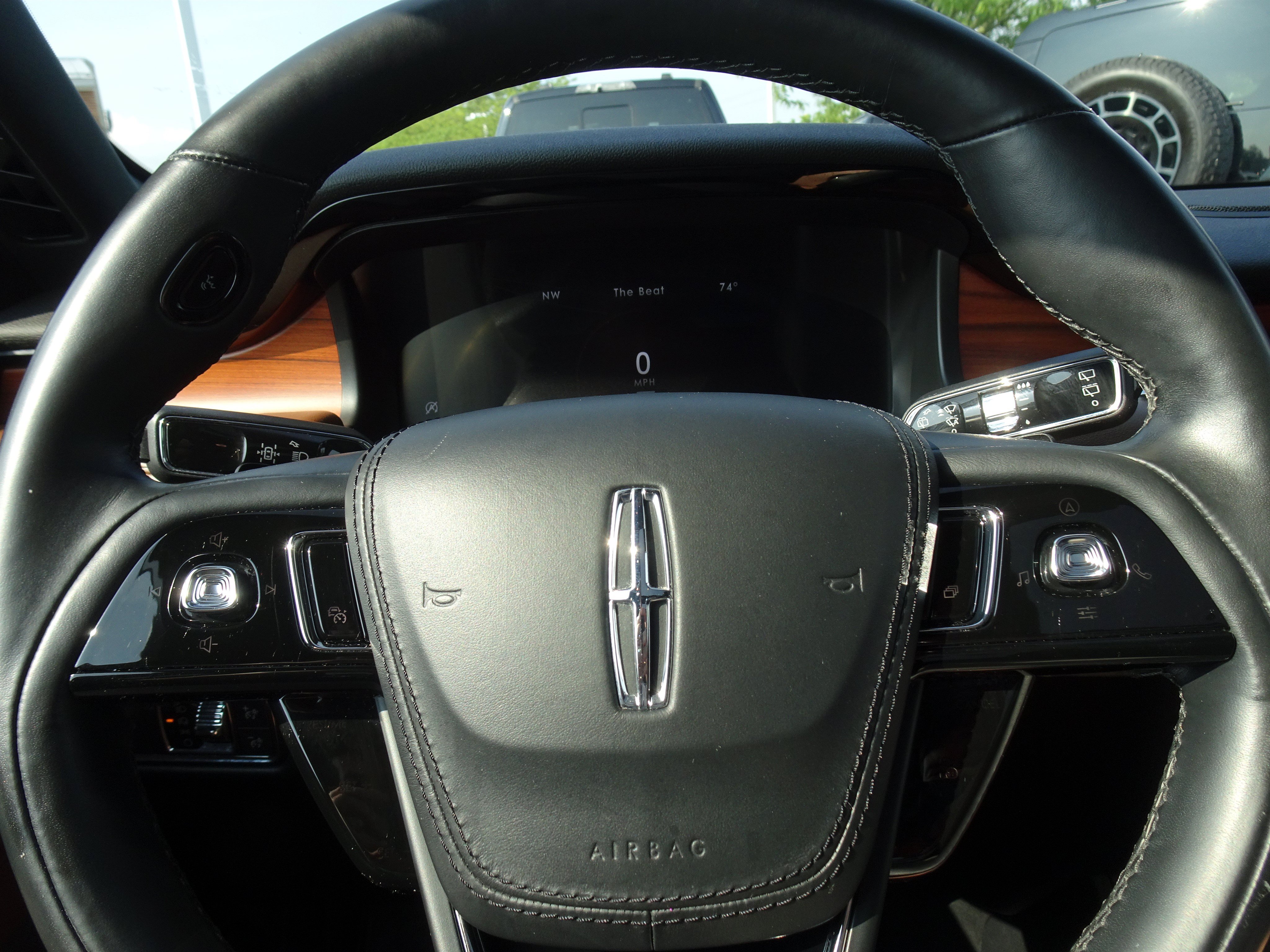 Used 2020 Lincoln Aviator Reserve w/ Equipment Group 201A AWD/4WD image 14