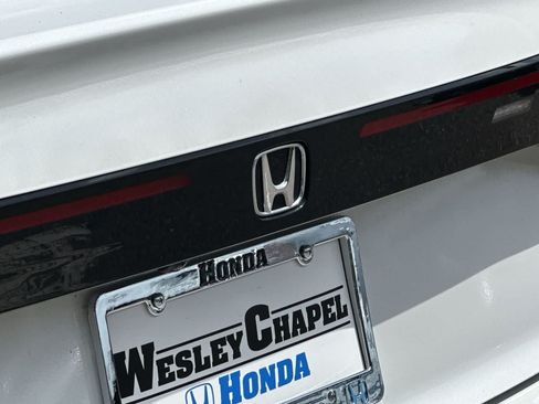 Used 2023 Honda Accord EX image 10