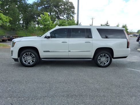 Certified 2016 Cadillac Escalade ESV 2WD image 8