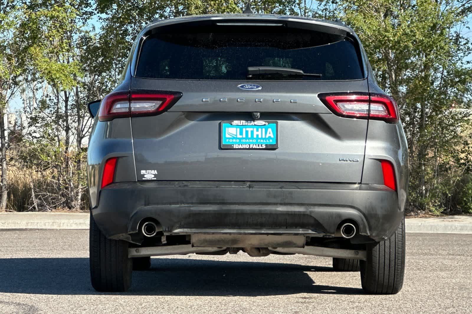 Certified 2025 Ford Escape ST-Line Select AWD/4WD image 7