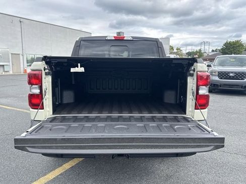 New 2025 Ford Maverick Lariat w/ Black Appearance Package image 23