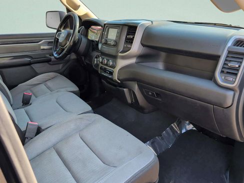 Used 2019 RAM 1500 Big Horn image 32