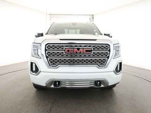 Used 2022 GMC Sierra 1500 Denali w/ Denali Premium Package image 2