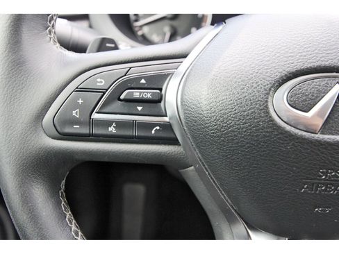 Used 2021 INFINITI QX50 Luxe FWD image 18