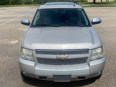 Used 2008 Chevrolet Tahoe LT w/ LT Preferred Equipment Group AWD/4WD image 3