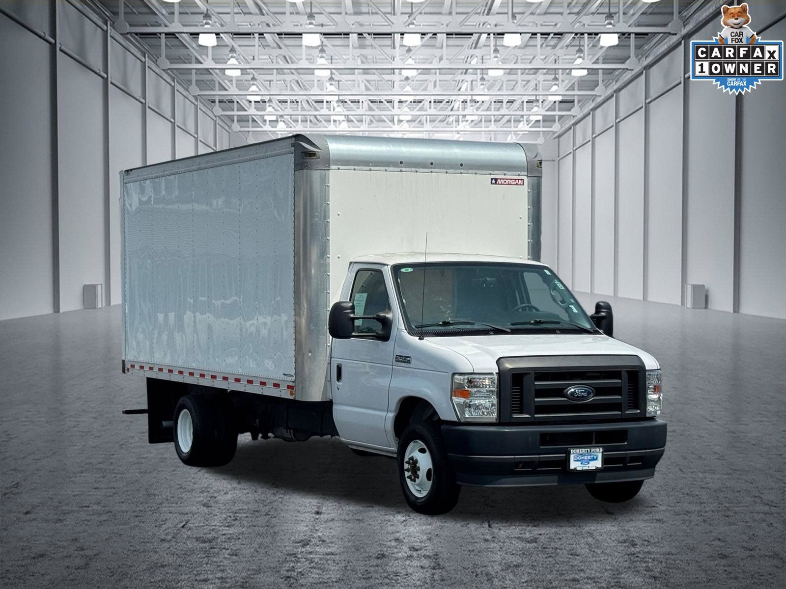 Used 2023 Ford E-450 and Econoline 450 Super Duty w/ Power Windows & Locks Group RWD image 4