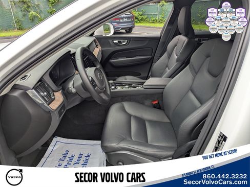 Certified 2023 Volvo XC60 B5 Plus w/ Climate Package image 8