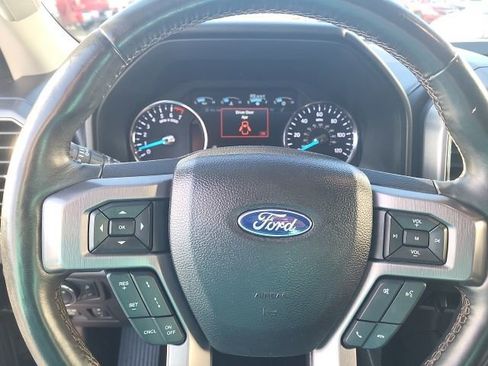 Used 2018 Ford Expedition Platinum image 14