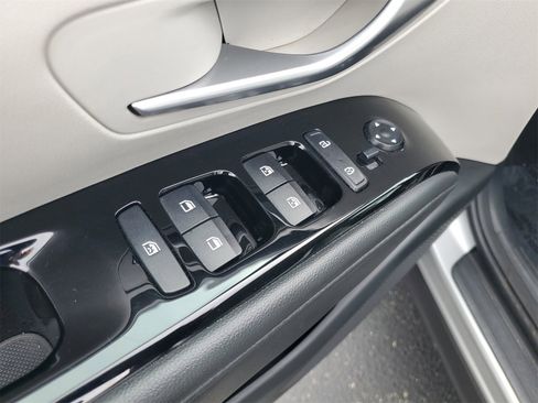 Used 2024 Hyundai Tucson Limited image 9