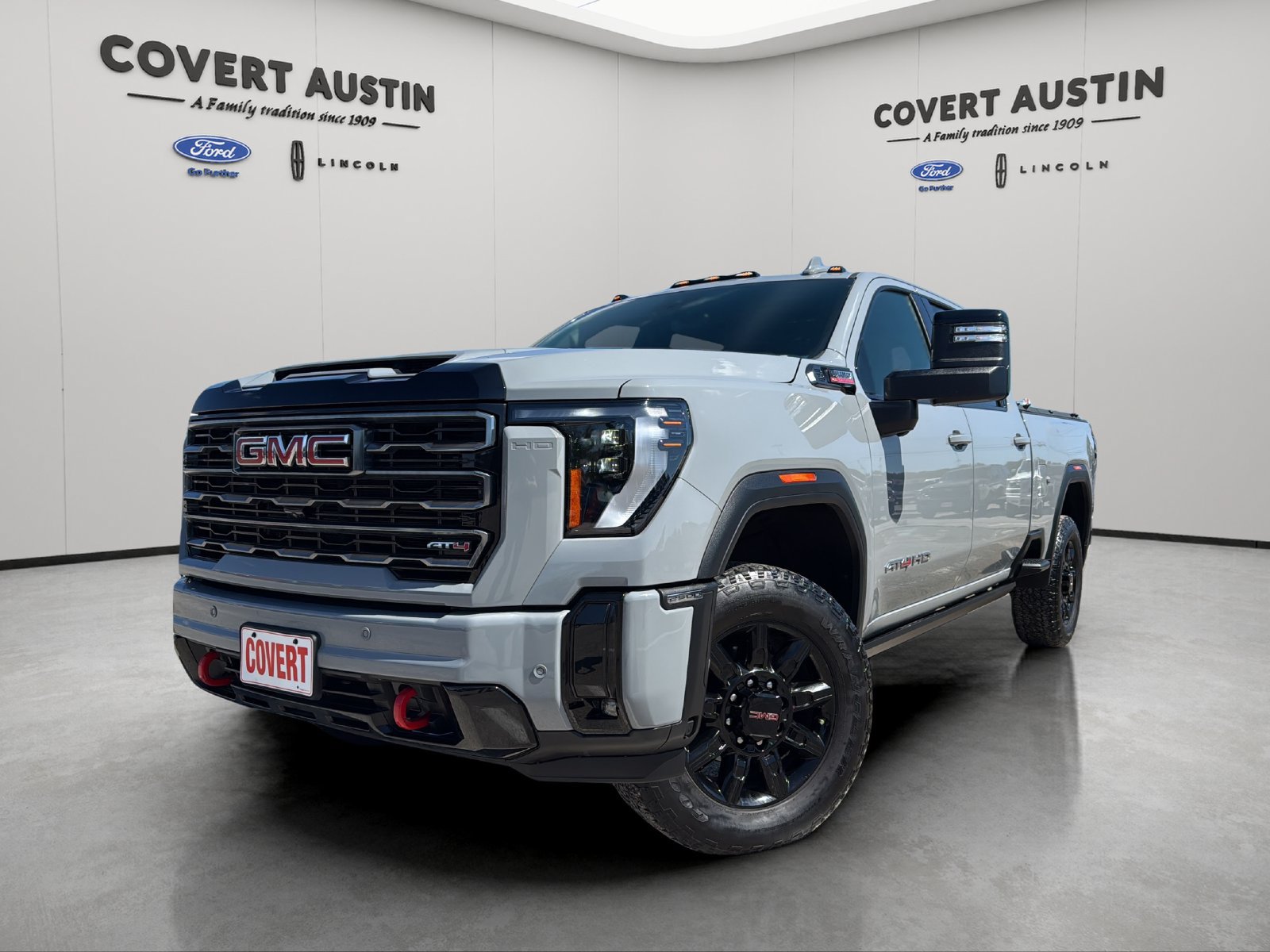 Used 2025 GMC Sierra 2500 AT4 w/ AT4 Premium Plus Package AWD/4WD image 1