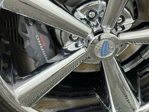 Used 2017 Chevrolet Camaro SS RWD image 13