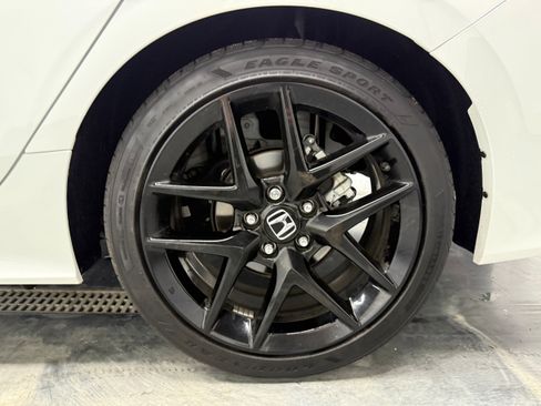 Used 2024 Honda Civic Sport image 28