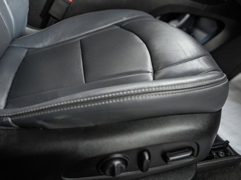 Used 2020 Buick Enclave Essence image 36