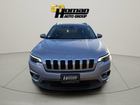 Used 2019 Jeep Cherokee Latitude Plus image 8