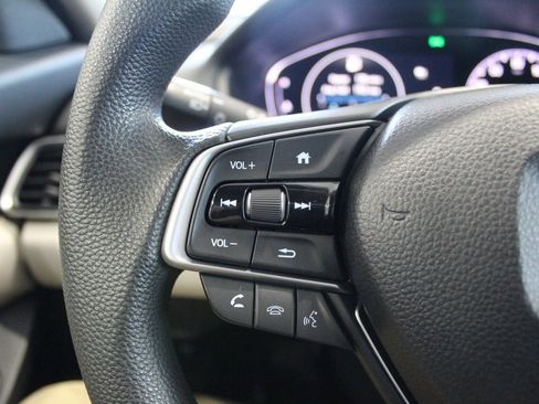 Used 2021 Honda Accord LX image 30