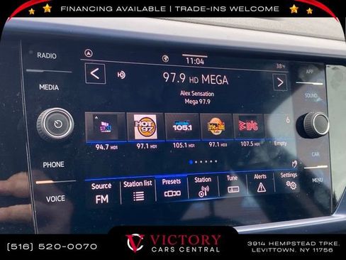 Used 2024 Volkswagen Taos SE image 23