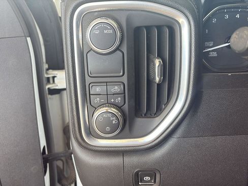 Used 2021 GMC Sierra 1500 Elevation w/ Preferred Package image 12