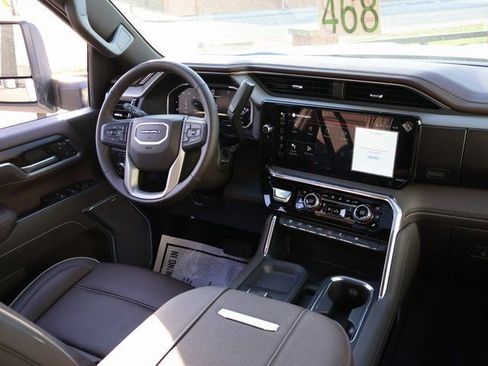 New 2026 GMC Sierra 3500 Denali w/ Denali Reserve Package image 12