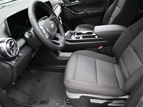 New 2026 Chevrolet Equinox LT w/ Safety and Technology Package image 8