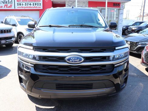 Used 2024 Ford Expedition XLT AWD/4WD image 8