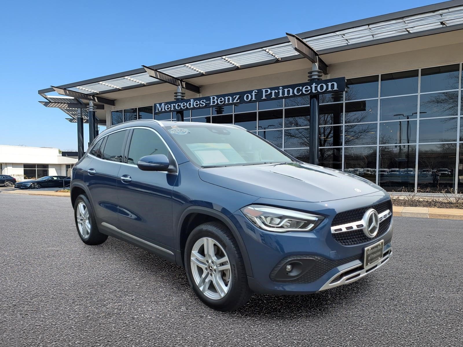 Certified 2023 Mercedes-Benz GLA 250 4MATIC image 1