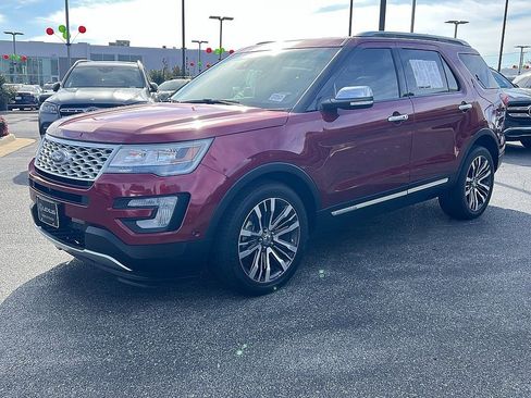 Used 2016 Ford Explorer Platinum image 7