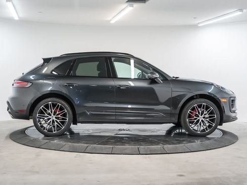 Certified 2023 Porsche Macan S AWD/4WD image 8